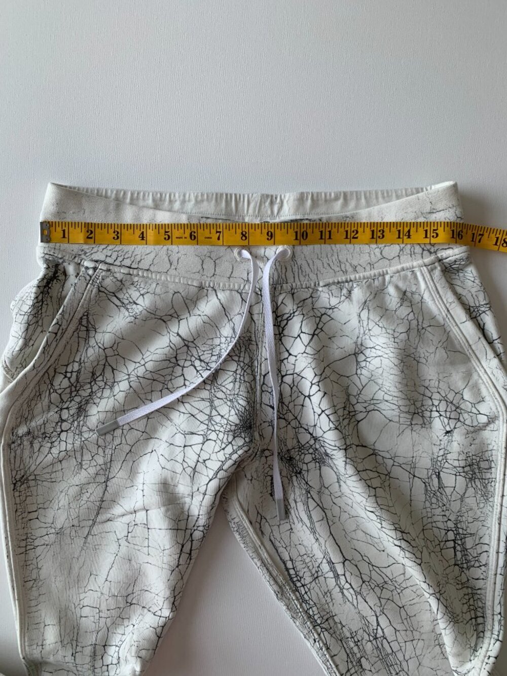Lululemon Warm Down Jogger Women's Size 10 7/8 length slim fit - Picture 4 of 7